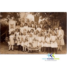 Kindsheid processie Herwen Coll. A.ter Voert-Jansen F00000883